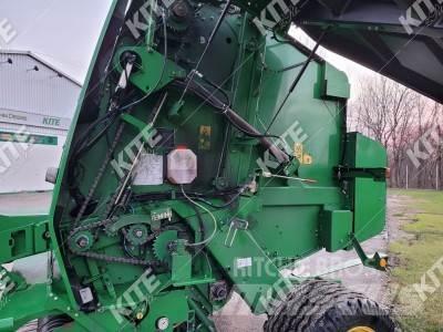 John Deere 854 Ruloonpressid