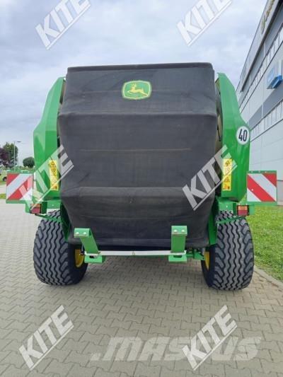 John Deere V451R Ruloonpressid