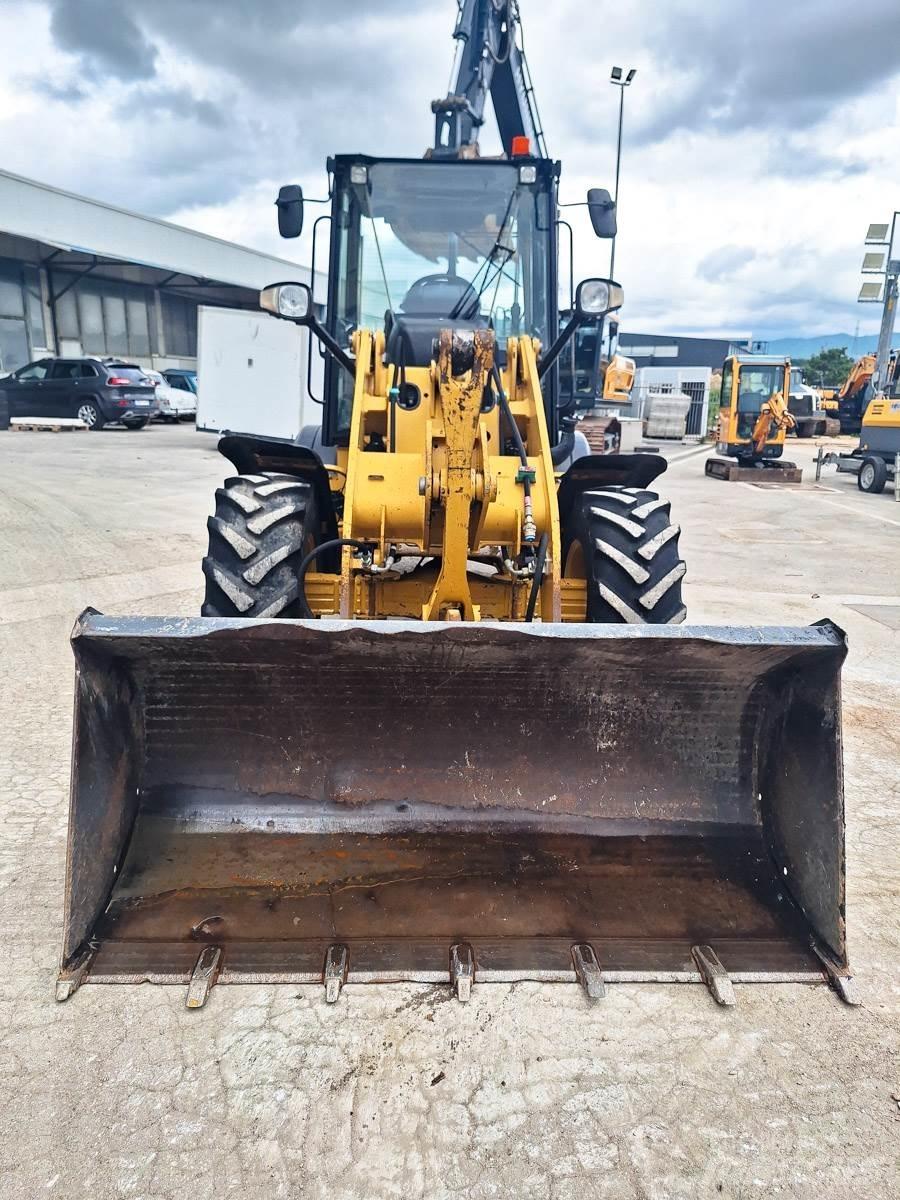 CAT 908H Muu