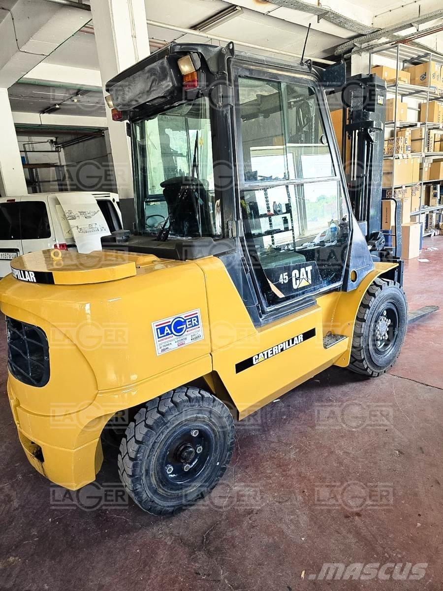 CAT DP45K Diiseltõstukid
