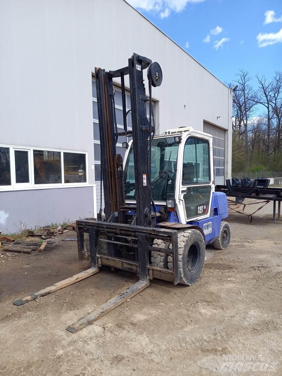 CAT DP50K 2 Diiseltõstukid