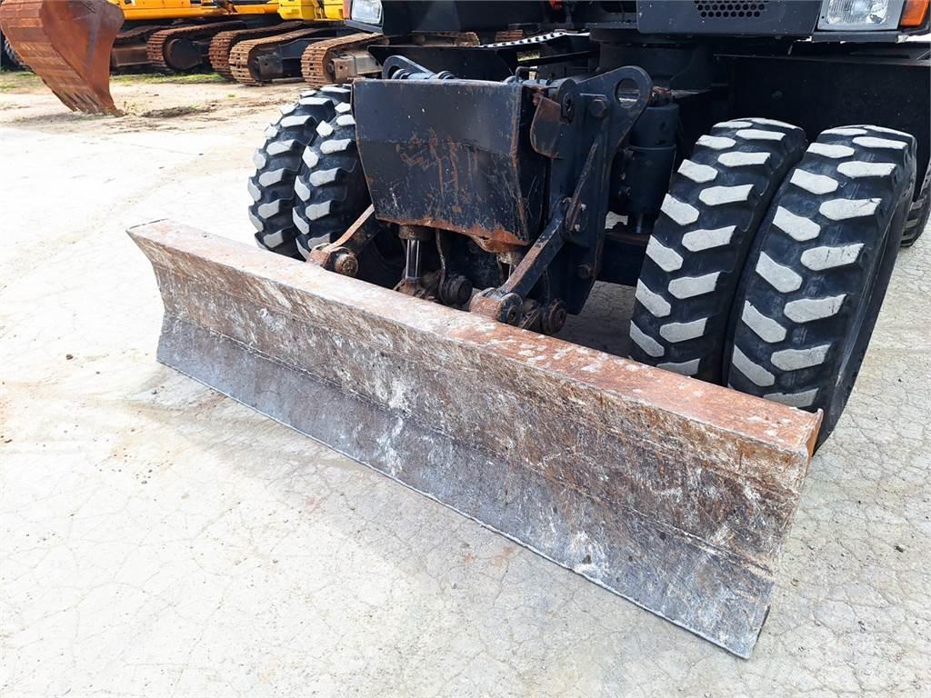 Hitachi ZX140W-3 Ratasekskavaatorid