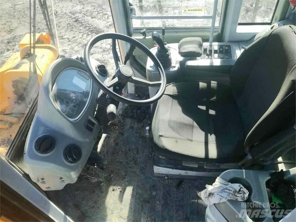 Hyundai HL770-7 Rataslaadurid