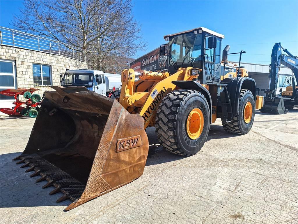 Hyundai HL770-9A Rataslaadurid