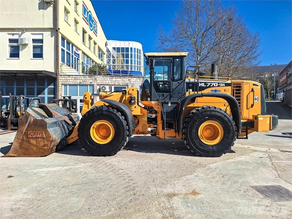 Hyundai HL770-9A Rataslaadurid