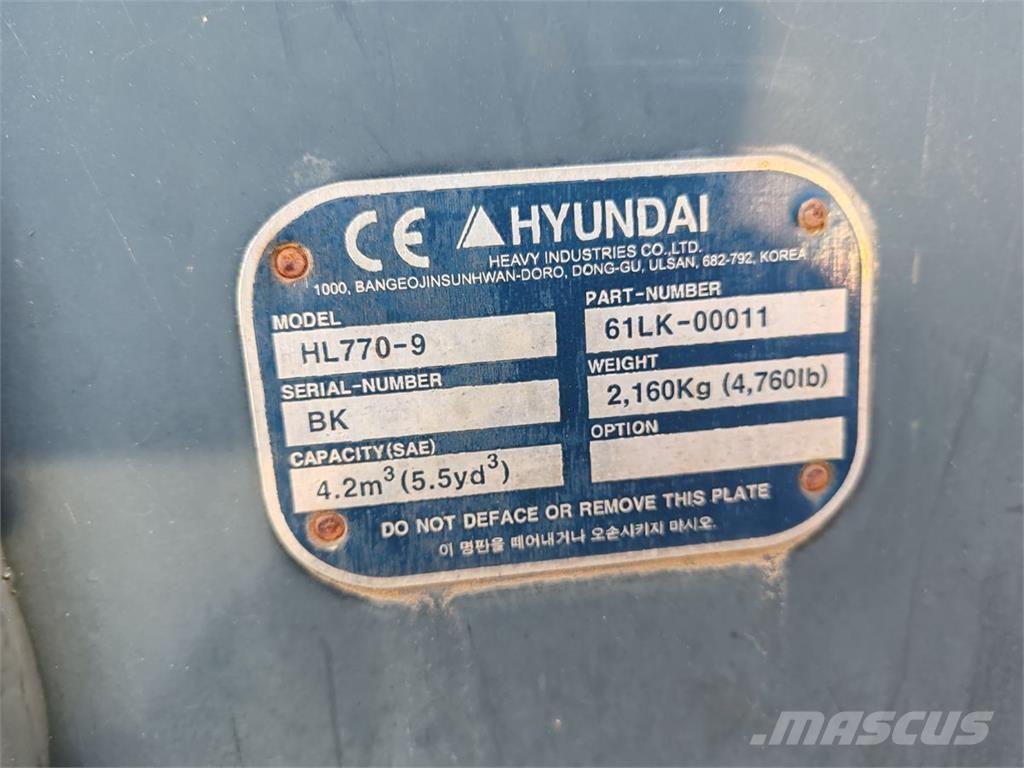 Hyundai HL770-9A Rataslaadurid