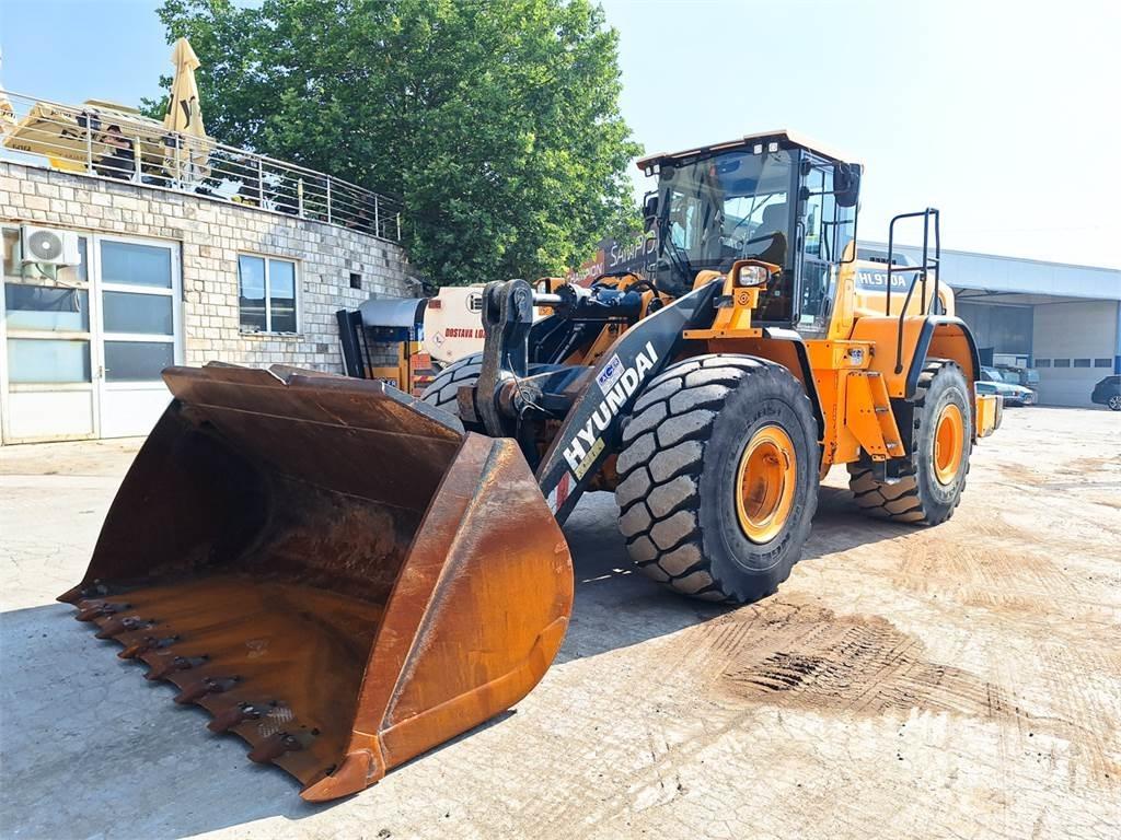 Hyundai HL970A Rataslaadurid
