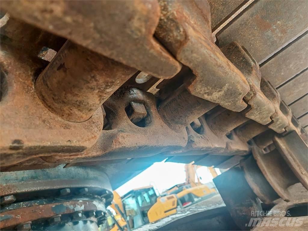 Hyundai HX330L Roomikekskavaatorid