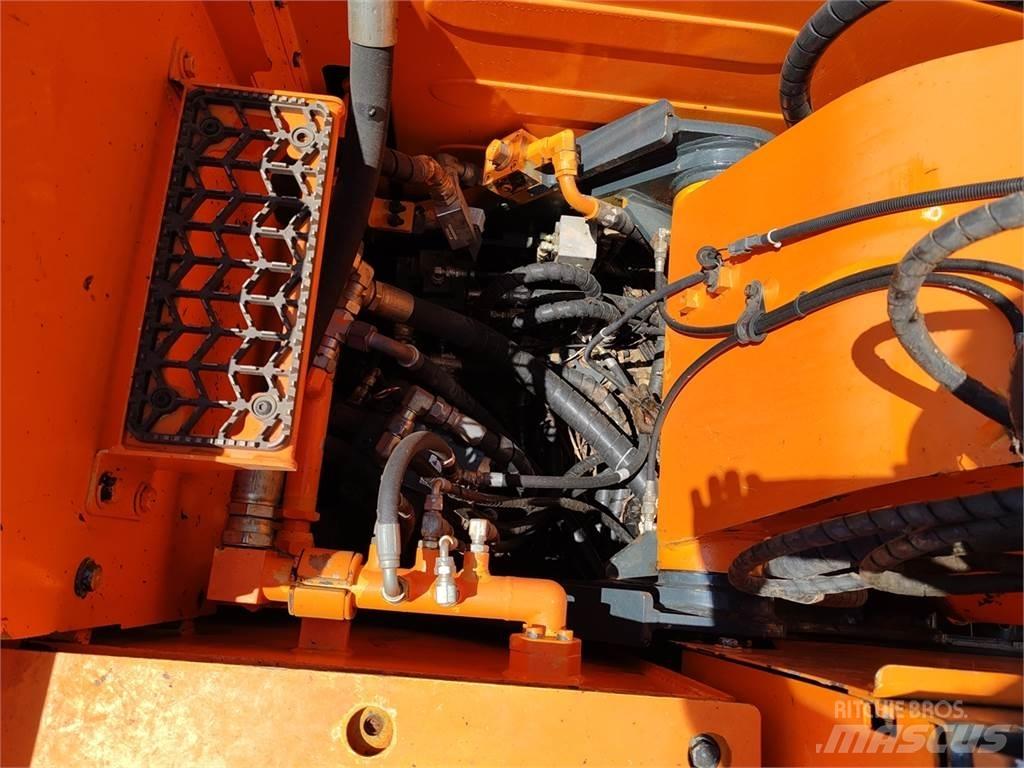 Hyundai R145LCR-9A Roomikekskavaatorid