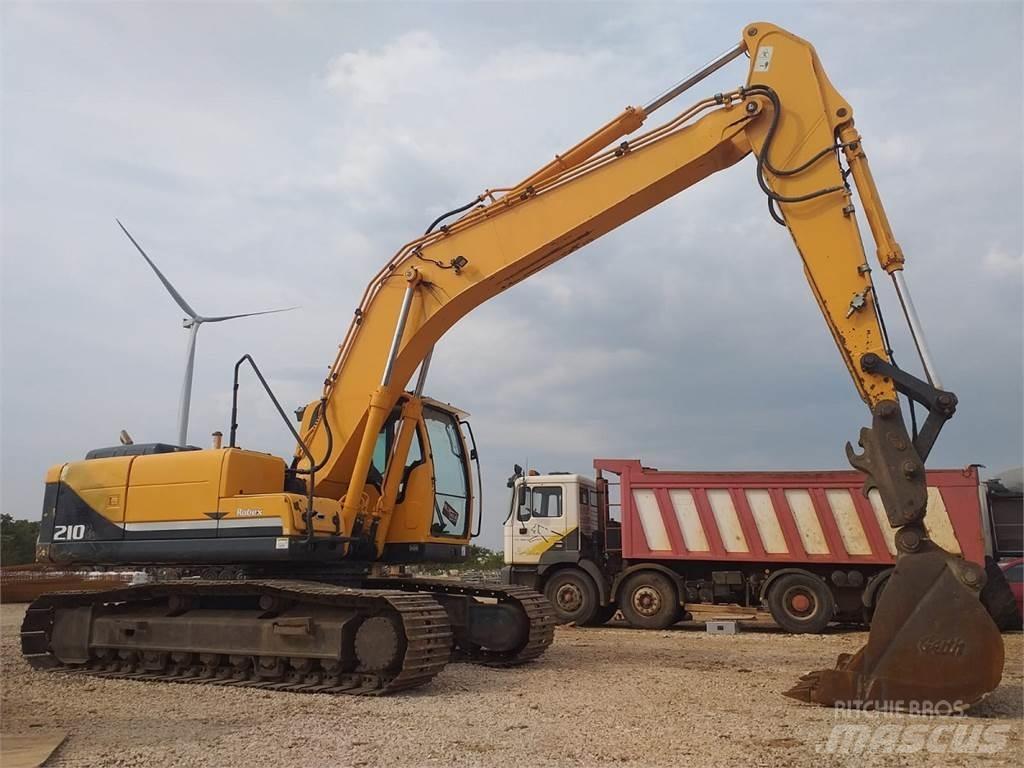 Hyundai R210LC-9 Roomikekskavaatorid