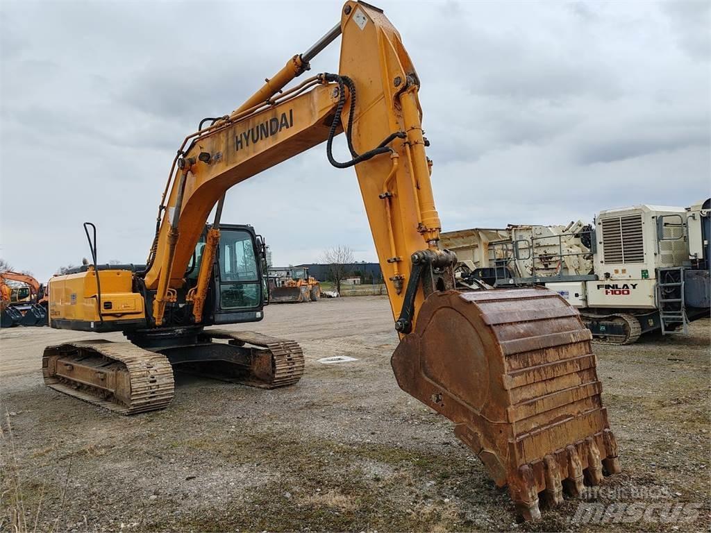 Hyundai R250NLC-7A Roomikekskavaatorid