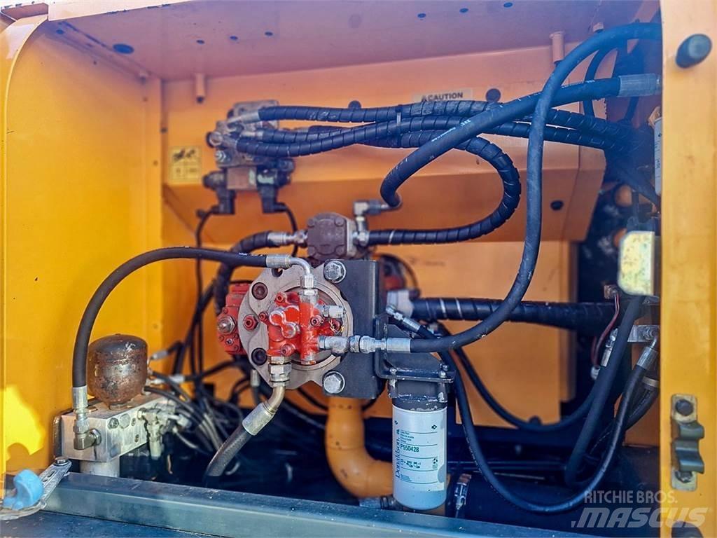 Hyundai R290LC-9 Roomikekskavaatorid
