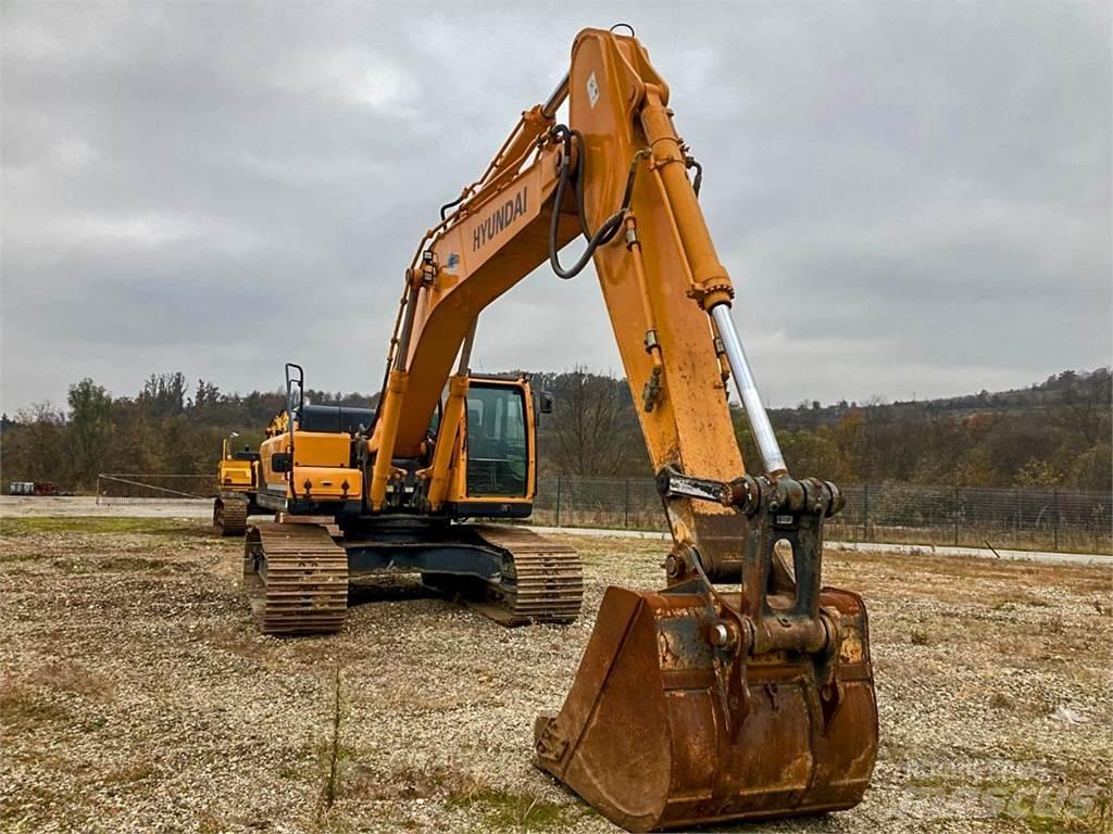 Hyundai R330-9A Roomikekskavaatorid