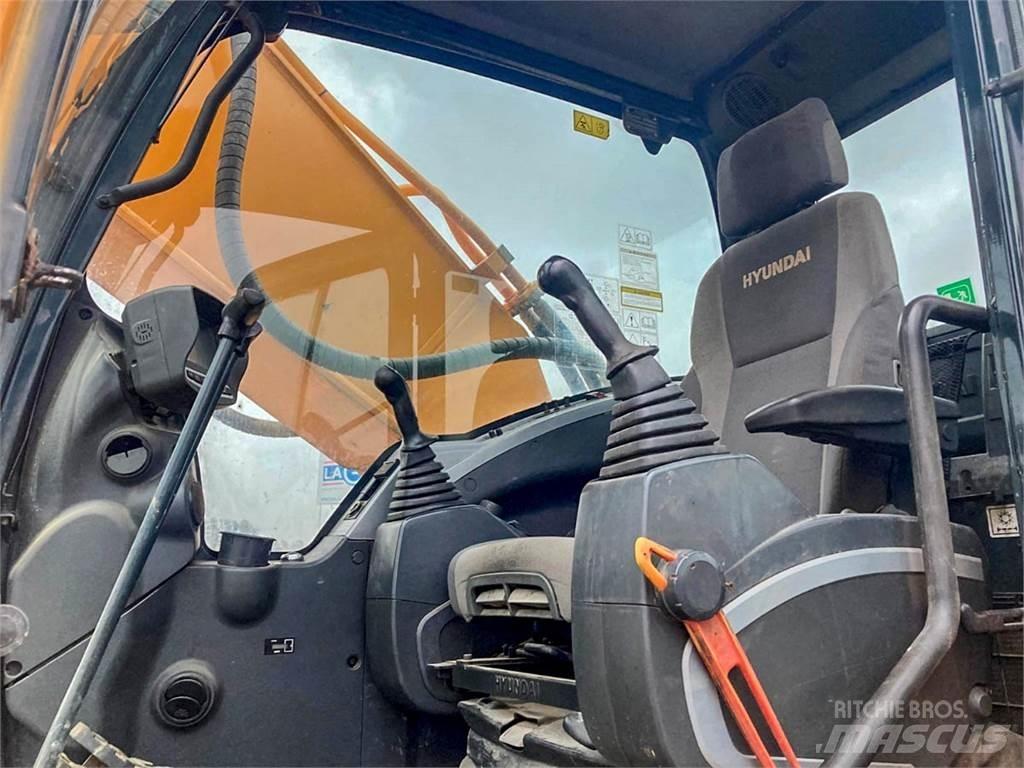 Hyundai R330-9A Roomikekskavaatorid