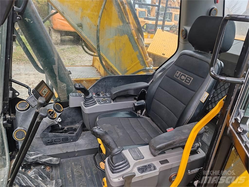JCB 220 X SLC Roomikekskavaatorid