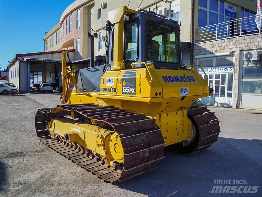 Komatsu D65PX-15EO Buldooserid