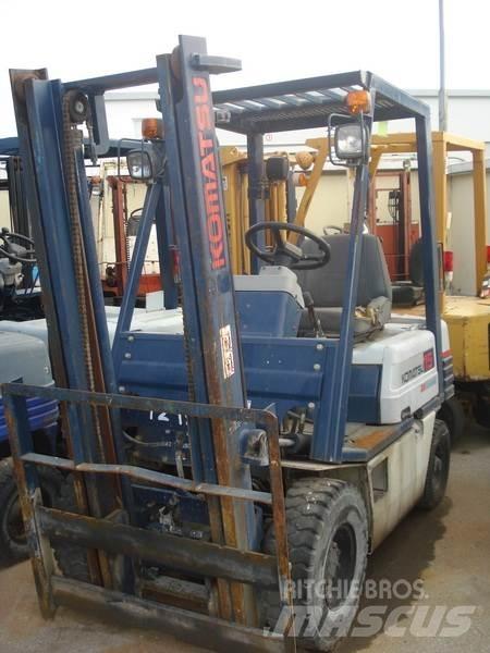 Komatsu FG15L-15 Kahveltõstukid - muud