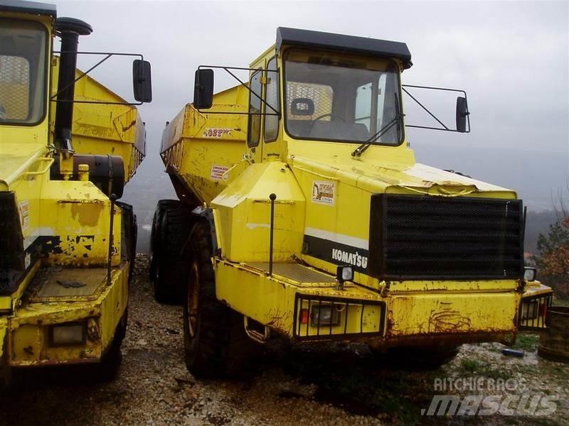 Komatsu HA270-3 Liigendraamiga pinnaseveokid