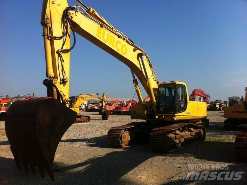 Komatsu PC450LC-6 Roomikekskavaatorid