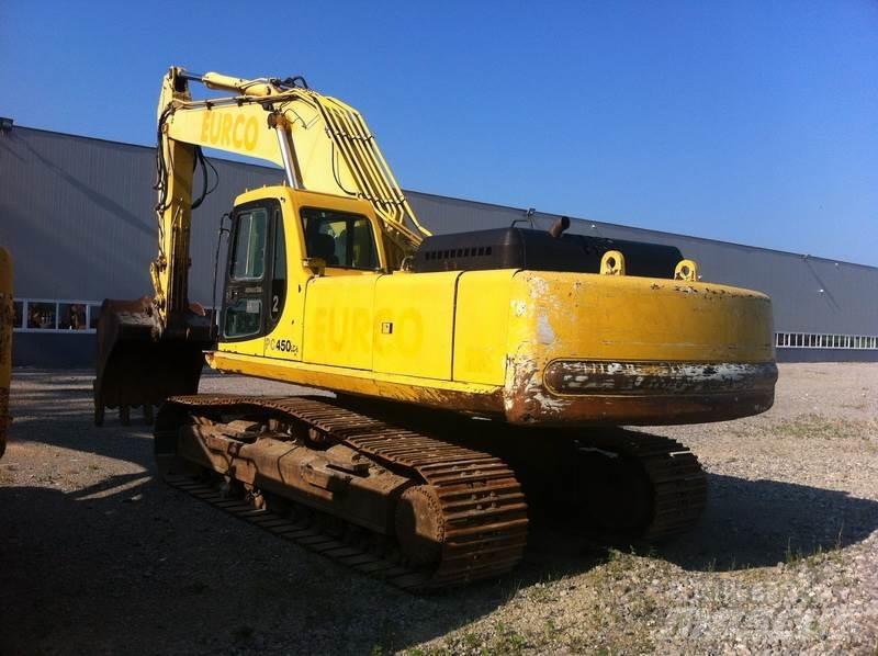Komatsu PC450LC-6 Roomikekskavaatorid