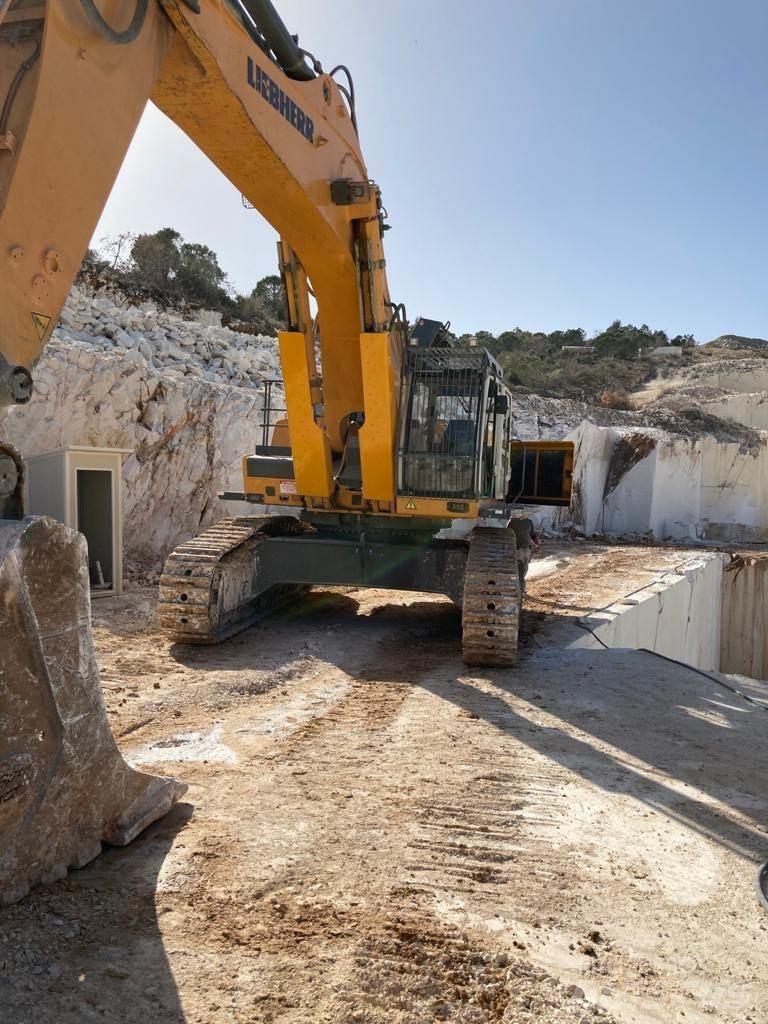Liebherr 974 C HDSL Roomikekskavaatorid