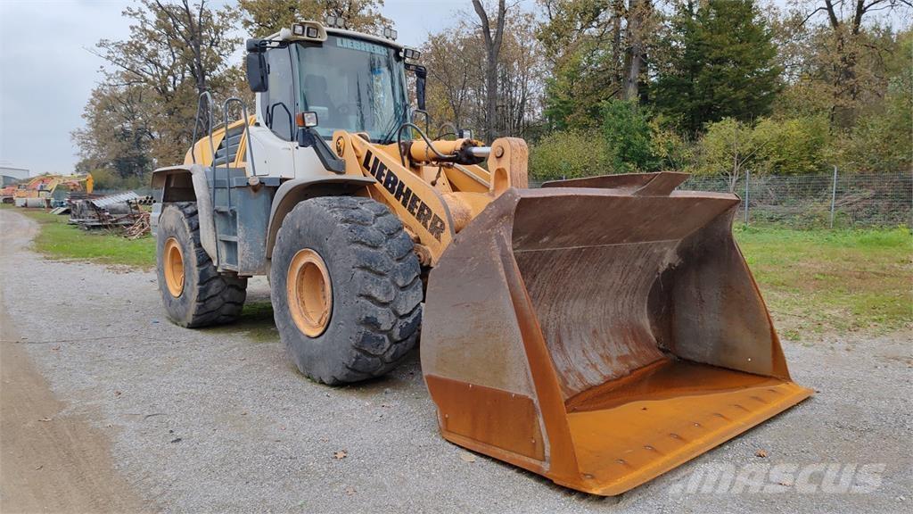 Liebherr L576 Rataslaadurid
