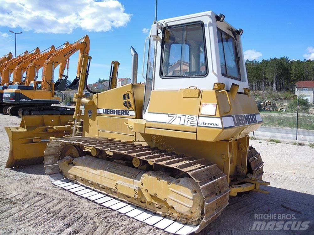 Liebherr PR 712M Buldooserid