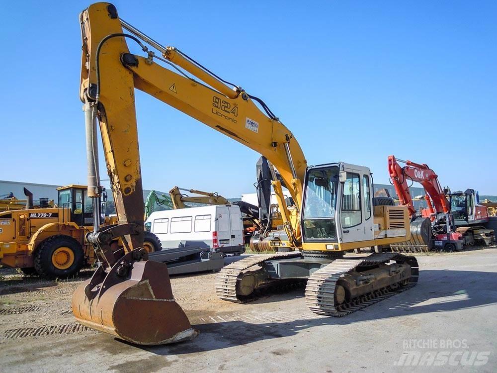 Liebherr R924B HDSL Roomikekskavaatorid