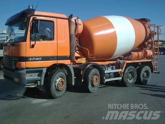 Mercedes-Benz ACTROS 3240 Betooniveokid