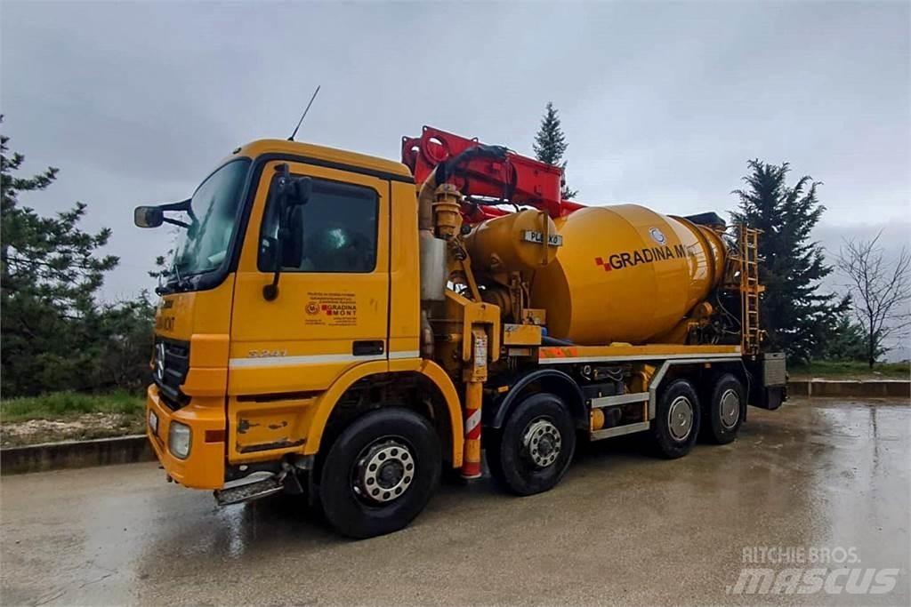 Mercedes-Benz Actros 3241 Muu