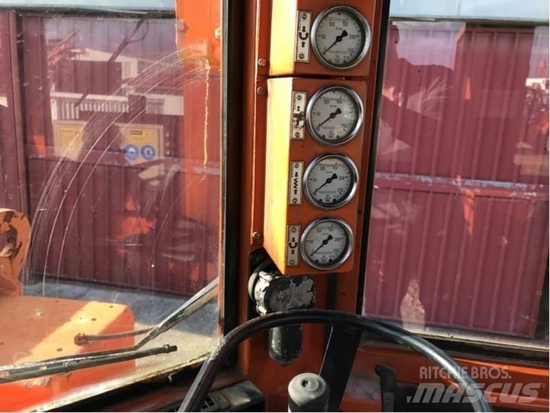Tamrock Super 316G/CAB Vertikaalsed puurmasinad