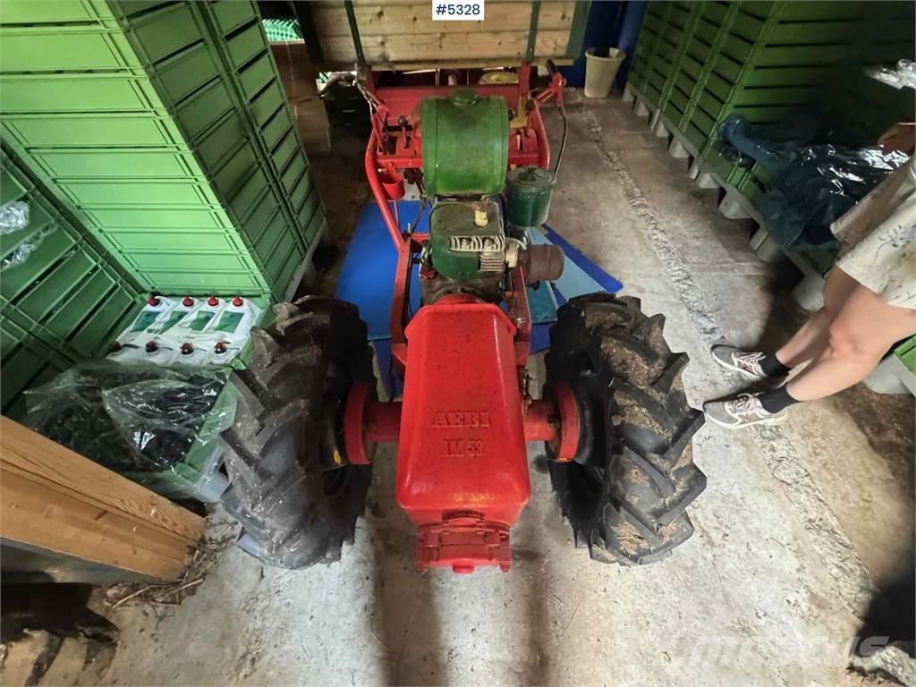 Aebi AM53 Traktorid
