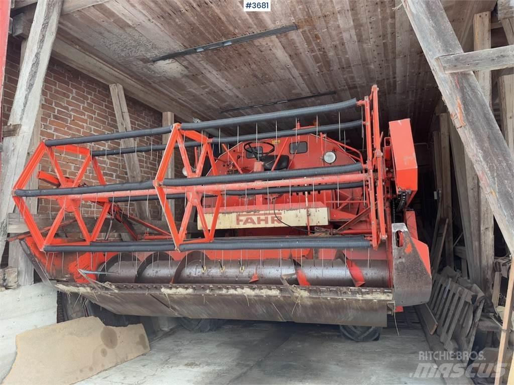 Deutz Fahr M900 Teraviljakombainid