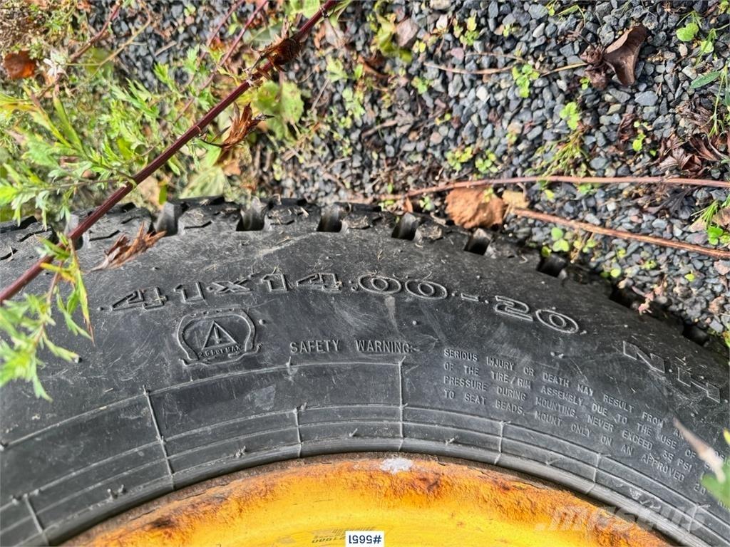 John Deere 3045R Traktorid