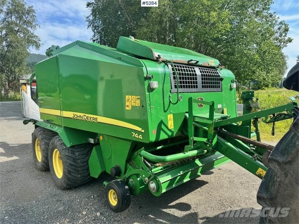 John Deere 744 Muud saagikoristusmasinad