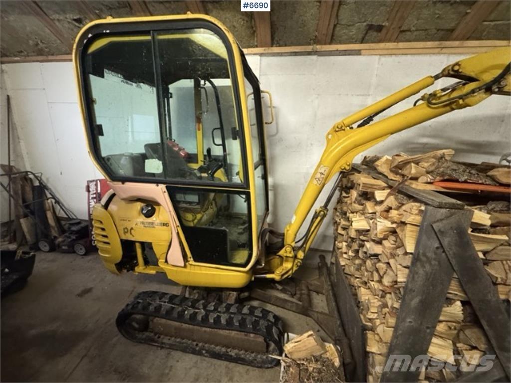 Komatsu PC15R Roomikekskavaatorid