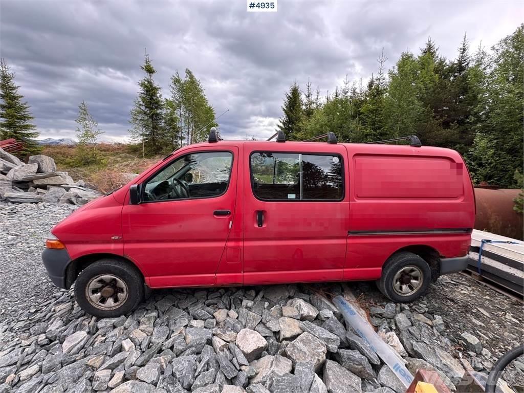 Toyota Hiace 4WD Kaubikud
