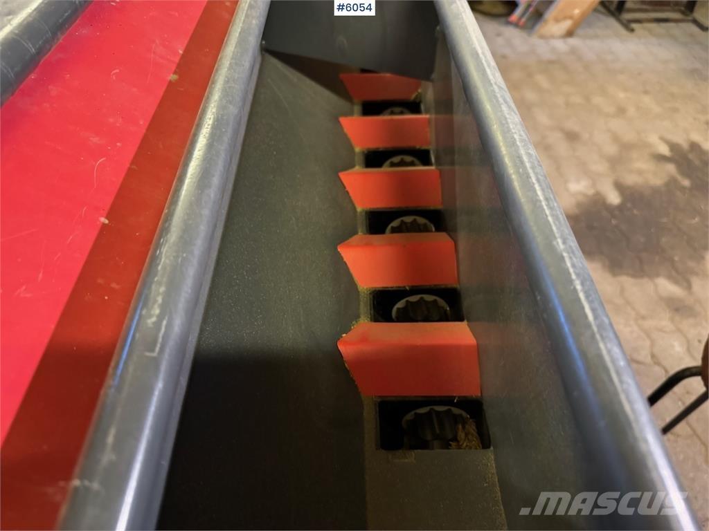 Tume CK 3000 Külvikud