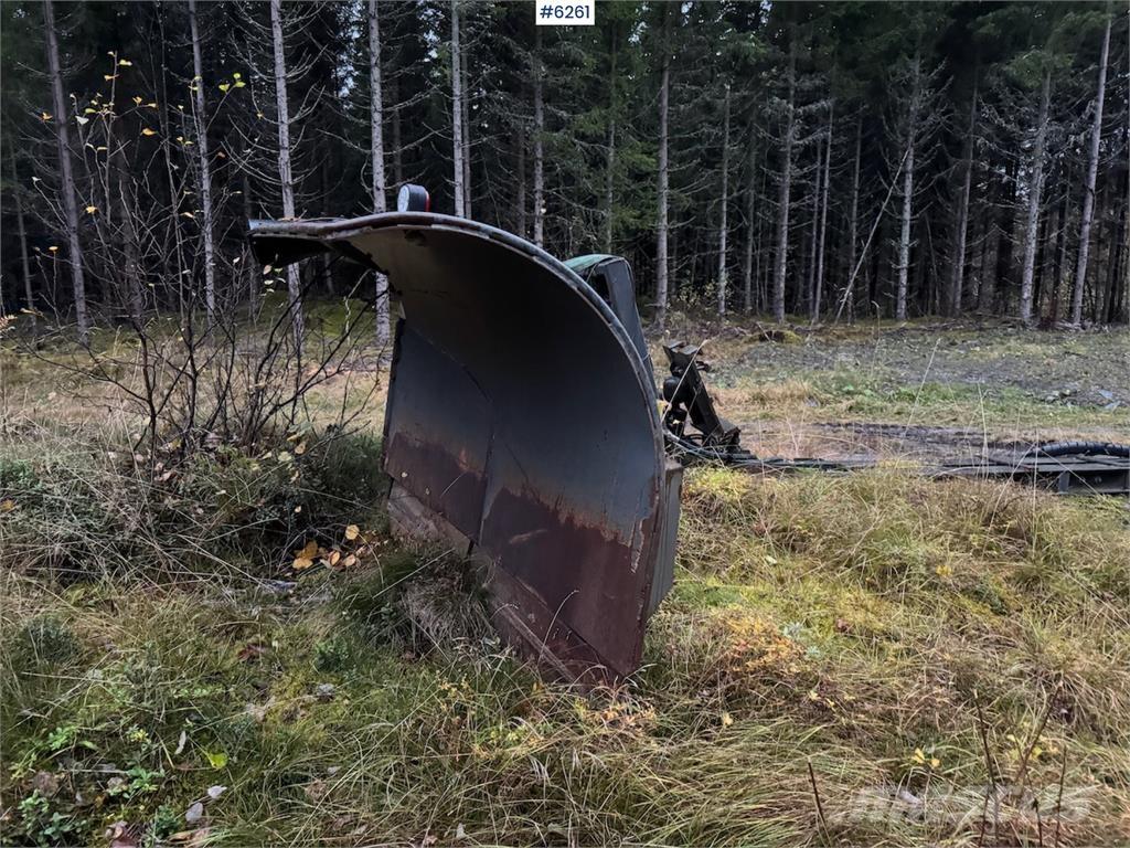 Uni-väg UV-320 Lumesahad