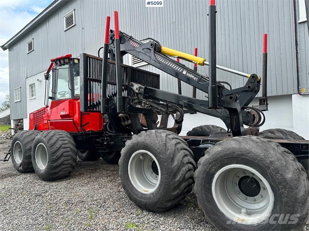 Valmet 860 lll Forvarderi kraanad