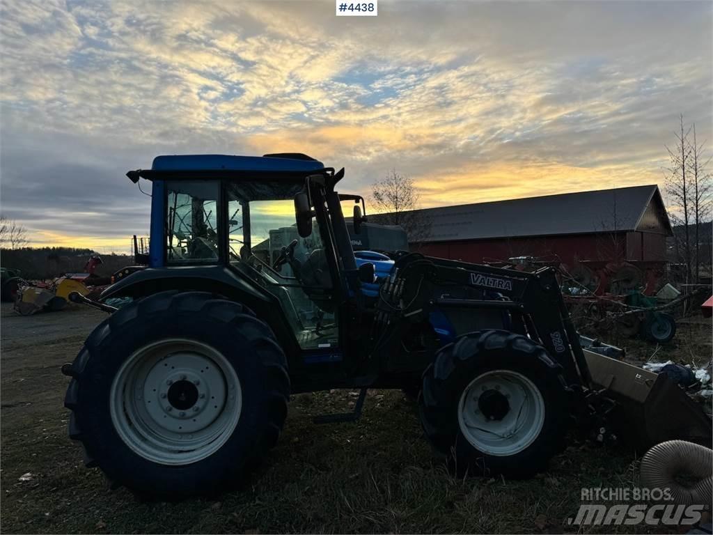 Valtra A75-4 Traktorid