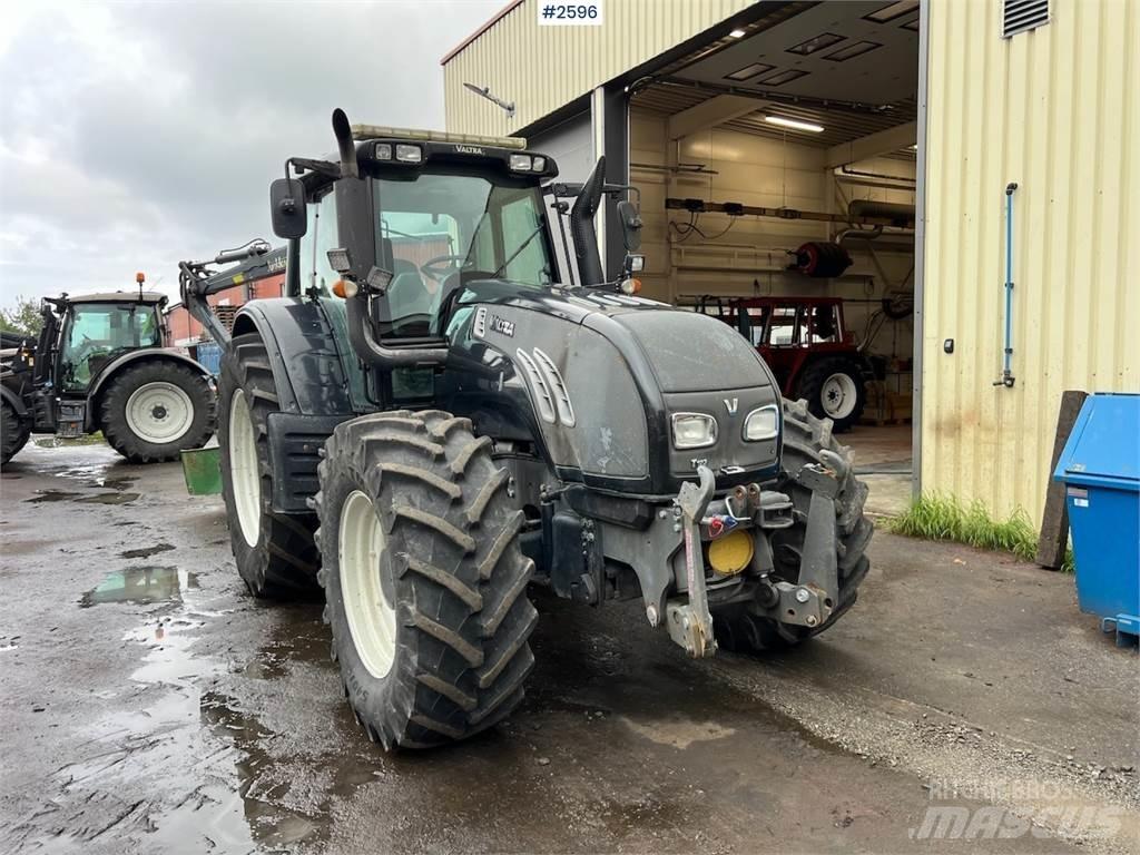 Valtra T182 Traktorid