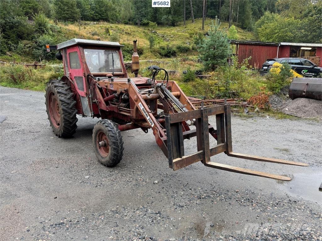 Volvo 400 Buster Traktorid