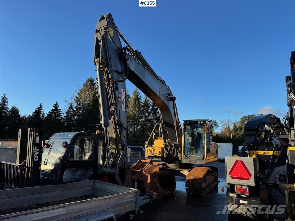 Volvo EC240BNLC Roomikekskavaatorid
