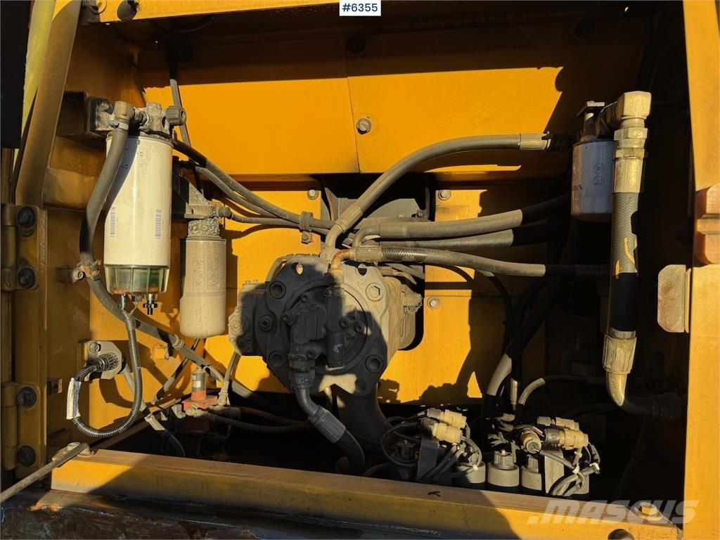 Volvo EC240BNLC Roomikekskavaatorid