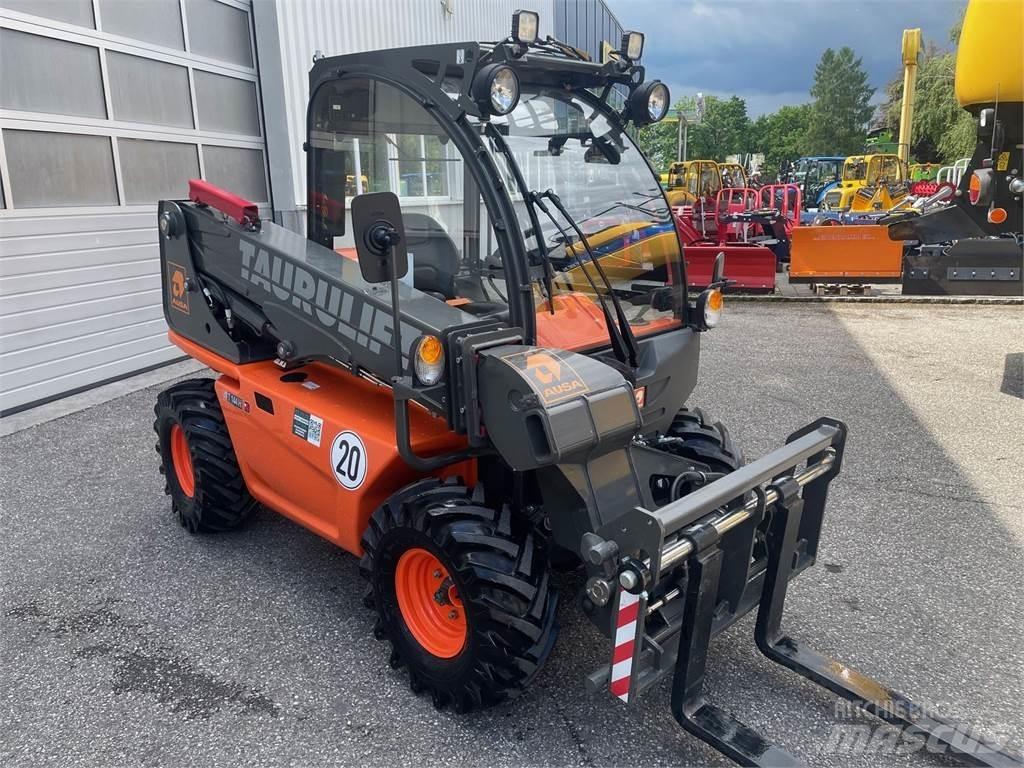 Ausa T144H Teleskooplaadurid