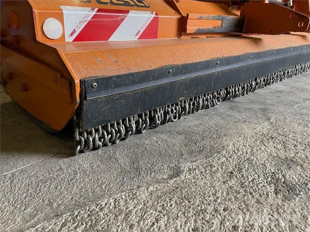 Berti Dual 280 Karjamaade niidukid / pealselõikurid