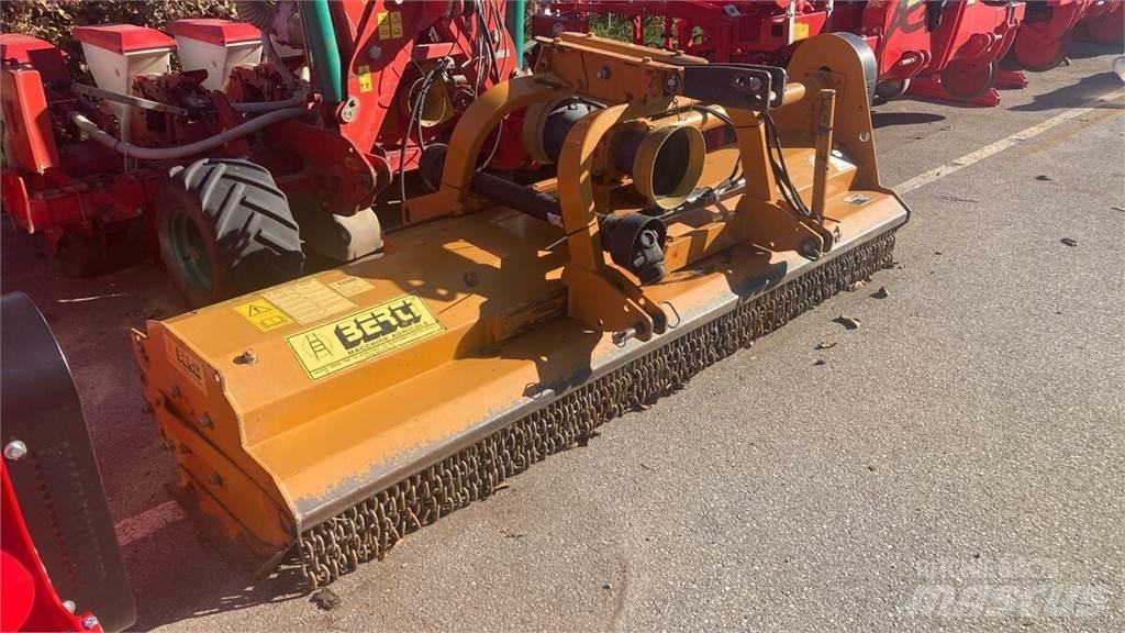 Berti DUAL 285 Karjamaade niidukid / pealselõikurid