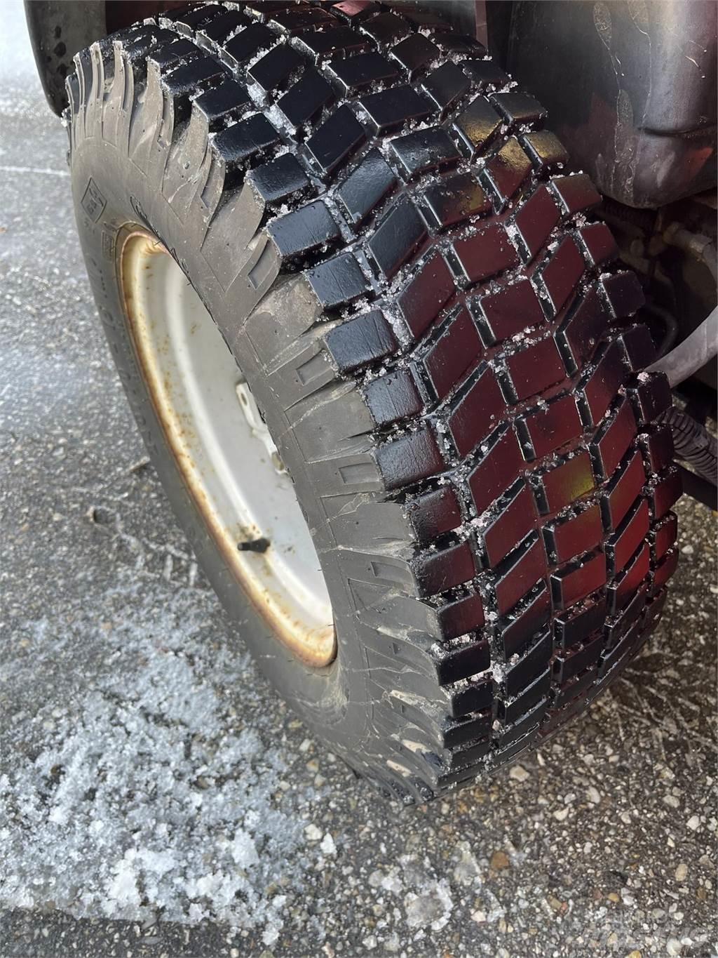 Carraro 4400 HST Munitsipaalsõidukid