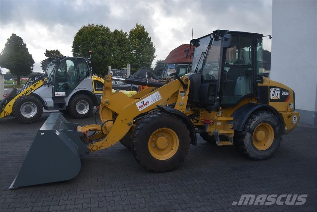 CAT 908M Rataslaadurid